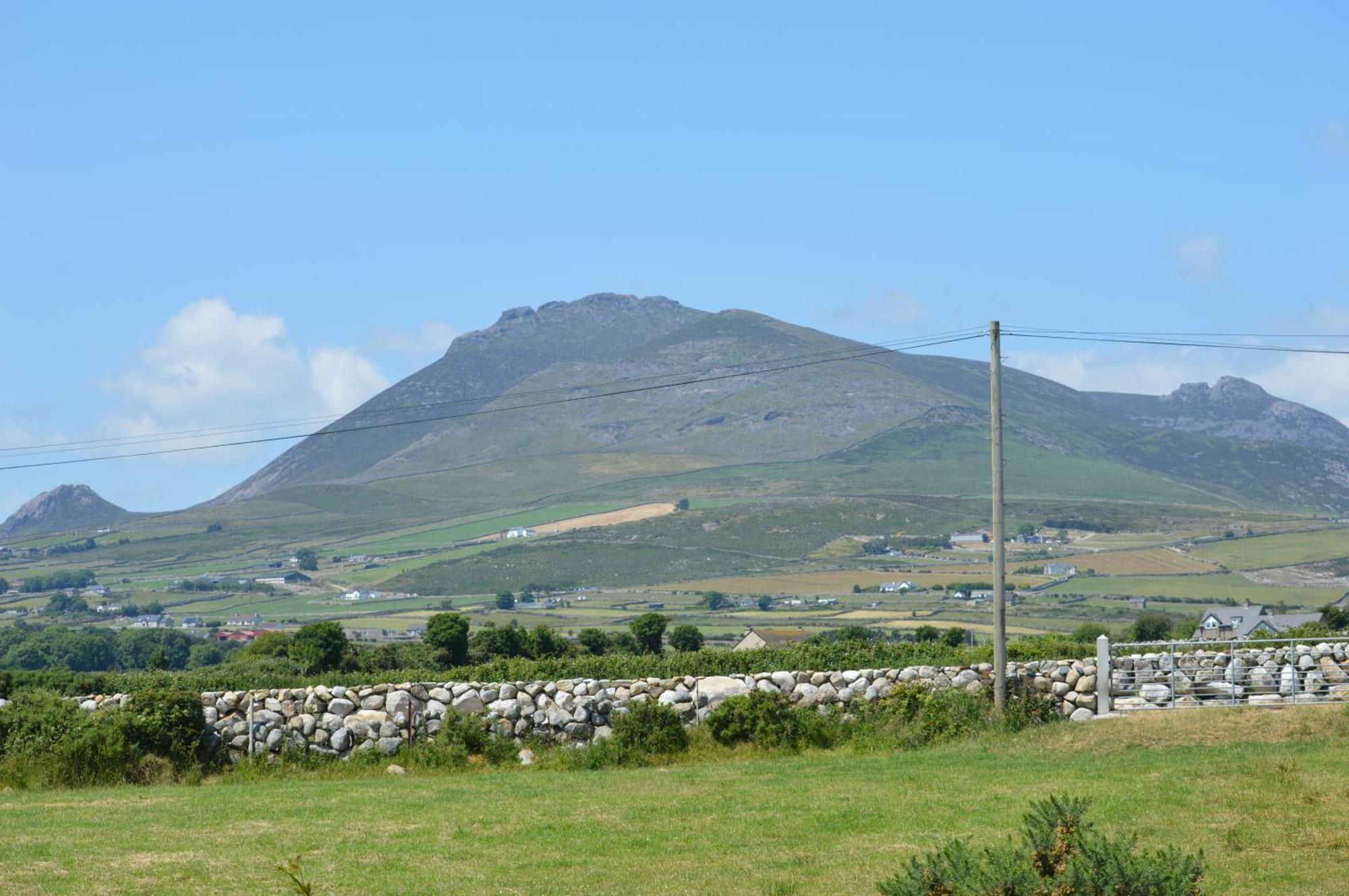 Carrick Cove Self Contained Accomodation With Private Decking Annalong Exterior photo